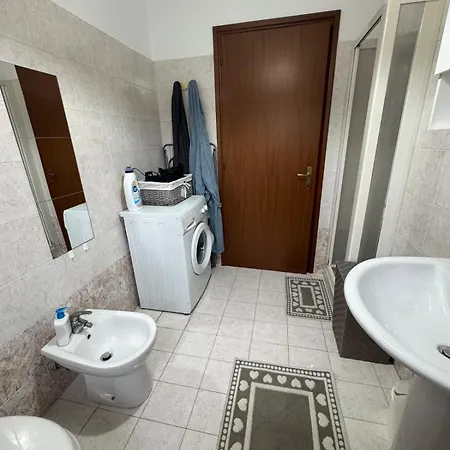 - Berretti Terrazzo Lejlighed Reggio Emilia